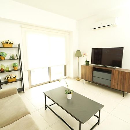 Halcyon Central Apartment Larnaka Exterior foto