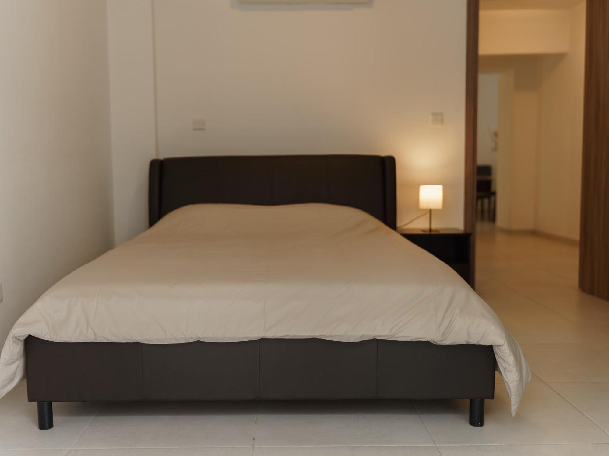 Halcyon Central Apartment Larnaka Exterior foto