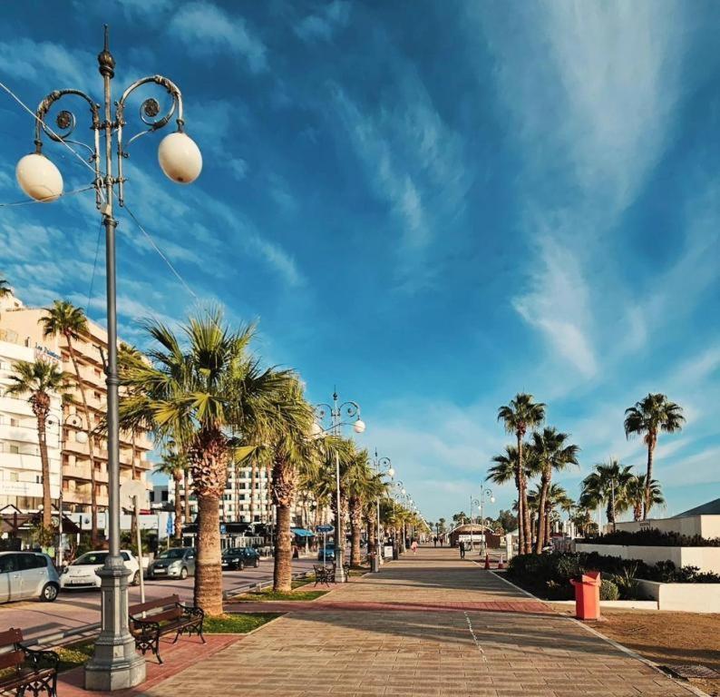 Halcyon Central Apartment Larnaka Exterior foto
